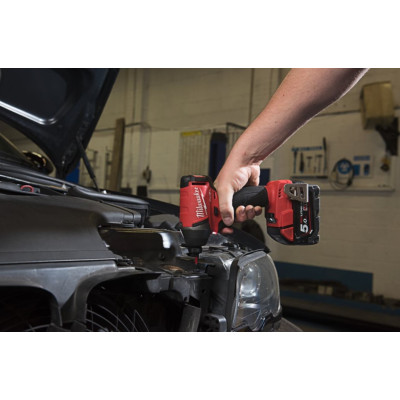 Винтовёрт гидравлический ударный аккумуляторный Milwaukee Surge M18 FQID-502X 4933451790