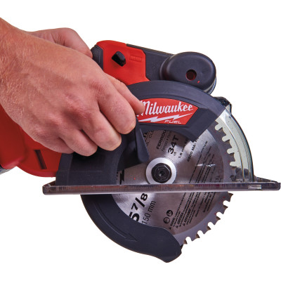 Дисковая пила по металлу аккумуляторная Milwaukee M18 FMCS-0 4933459191 без АКБ