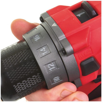 Дрель-шуруповерт аккумуляторная Milwaukee M12 FDD-0 4933459815