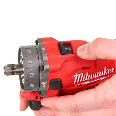 Дрель-шуруповёрт ударная аккумуляторная Milwaukee M12 FPDX-0 4933464135 без АКБ