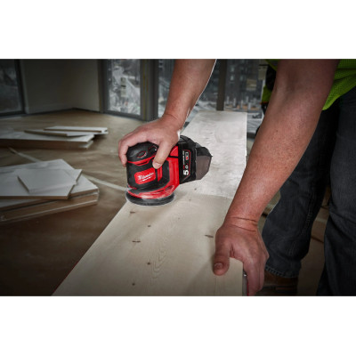 Ексцентрикова шліфмашина акумуляторна Milwaukee M18 BOS125-502B 4933464229