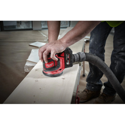 Ексцентрикова шліфмашина акумуляторна Milwaukee M18 BOS125-502B 4933464229