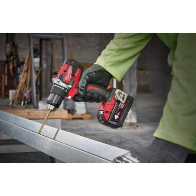Дрель-шуруповерт аккумуляторная Milwaukee M18 CBLDD-0 4933464316 без АКБ
