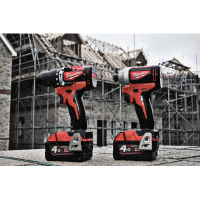 Набір акумуляторних інструментів Milwaukee M18 CBLPP2A-402C 4933464536