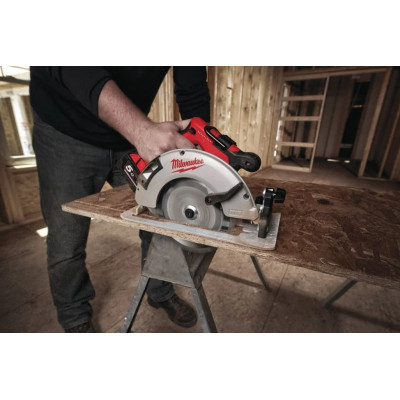 Дисковая пила аккумуляторная Milwaukee M18 BLCS66-0X 4933464589 без АКБ