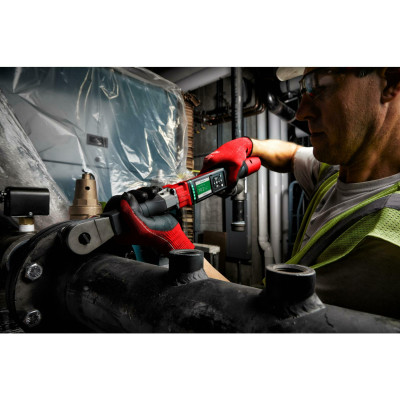 Ключ динамометрический аккумуляторный Milwaukee M12 ONEFTR12-201C 4933464970