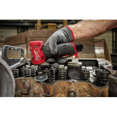 Угловая цанговая шлифмашина аккумуляторная Milwaukee M12 FDGA-0 4933471438 без АКБ