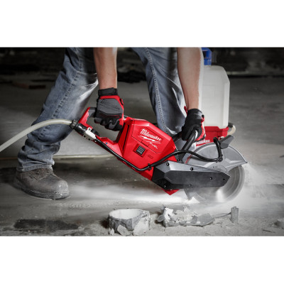 Відрізна машина акумуляторна Milwaukee M18 FCOS230-121 4933471697