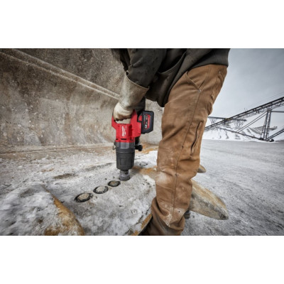 Гайковёрт высокомоментный аккумуляторный Milwaukee M18 FUEL ONEFHIWF1D-121C 4933471756