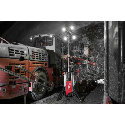Щогла освітлення акумуляторна Milwaukee MX FTL-601 4933471844