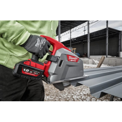 Дискова пила по металу акумуляторна Milwaukee M18 FMCS66-0C 4933472110 без АКБ