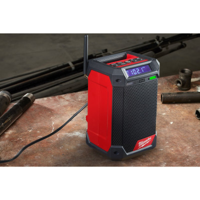 Радиоприёмник-зарядная станция Milwaukee M12 RCDAB+-0 4933472114 без АКБ