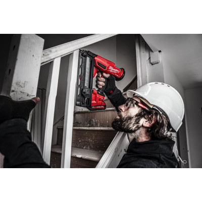 Гвоздезабиватель аккумуляторный Milwaukee M18 FN16GA-202X 4933478092