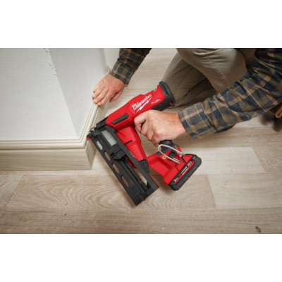 Гвоздезабиватель аккумуляторный Milwaukee M18 FN16GA-202X 4933478092