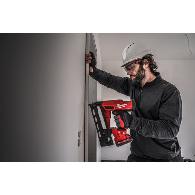 Цвяхозабивач акумуляторний Milwaukee M18 FN16GA-0X 4933478094 без АКБ