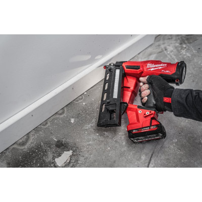 Цвяхозабивач акумуляторний Milwaukee M18 FN16GA-0X 4933478094 без АКБ