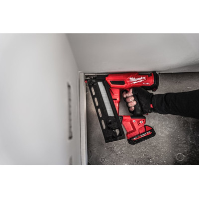 Цвяхозабивач акумуляторний Milwaukee M18 FN16GA-0X 4933478094 без АКБ