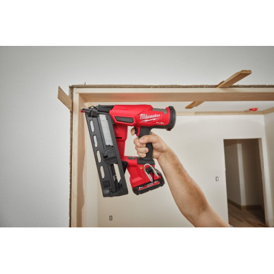 Цвяхозабивач акумуляторний Milwaukee M18 FN16GA-0X 4933478094 без АКБ