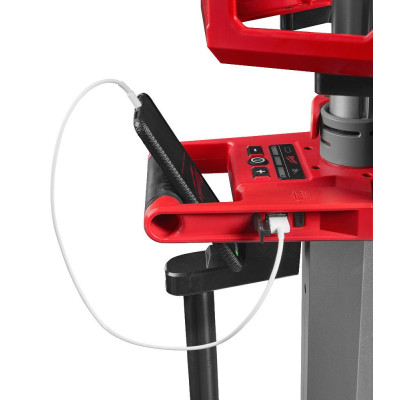 Прожектор/зарядное устройство светодиодный аккумуляторный Milwaukee M18 HOSALC-0 4933478116 без АКБ