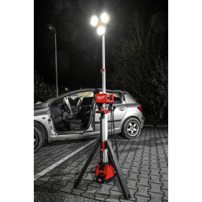 Прожектор/зарядное устройство светодиодный аккумуляторный Milwaukee M18 HOSALC-0 4933478116 без АКБ