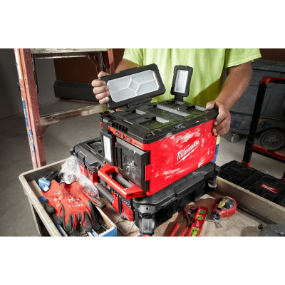 Зарядний пристрій/ліхтар Milwaukee M18 POALC-0 4933478120