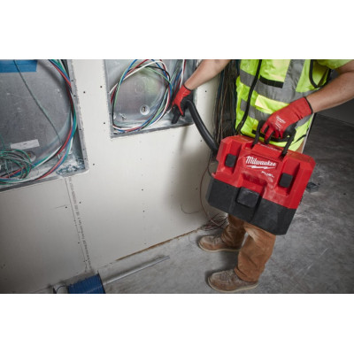 Пилосос акумуляторний Milwaukee M12 FVCL-0 4933478186 без АКБ