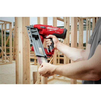 Цвяхозабивач акумуляторний Milwaukee M18 FFNS-502C 4933478302