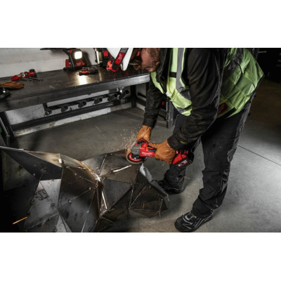 Кутова шліфмашина акумуляторна Milwaukee M18 FSAG125XB-502X FUEL