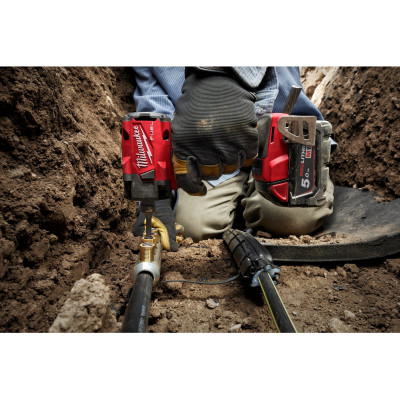 Гайковёрт ударный аккумуляторный Milwaukee M18 FIW2F12-502X 4933478444