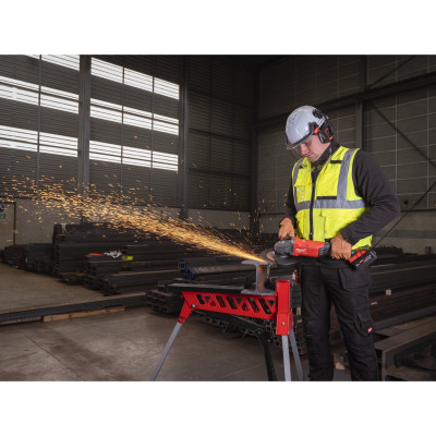 Угловая шлифмашина аккумуляторная Milwaukee M18 ONEFLAG230XPDB-0C 4933478782 без АКБ