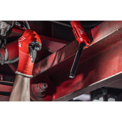 Фонарь светодиодный аккумуляторный Milwaukee L4 SL550-301 4933478869