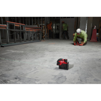 Лазерний нівелір акумуляторний Milwaukee M12 CLL4P-301C 4933479203