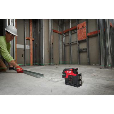 Лазерний нівелір акумуляторний Milwaukee M12 CLL4P-301C 4933479203