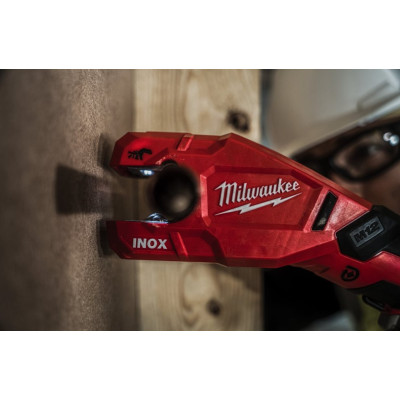 Труборіз акумуляторний по нержавіючій сталі Milwaukee M12 PCSS-202C 4933479242