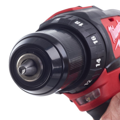 Дрель-шуруповёрт аккумуляторная Milwaukee M12 BDD-201C 4933479439