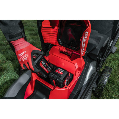 Газонокосарка акумуляторна самохідна Milwaukee M18 F2LM53-0 4933479584 без АКБ