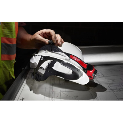 Фонарь диодный аккумуляторный Milwaukee L4 HL-301 4933479764