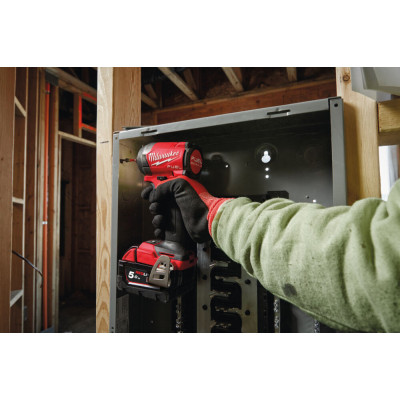 Винтовёрт ударный аккумуляторный Milwaukee M18 FID3-502X 4933479865