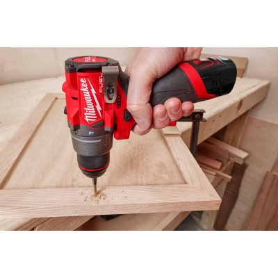 Дрель-шуруповёрт ударная аккумуляторная Milwaukee M12 FPD2-0 4933479867 без АКБ