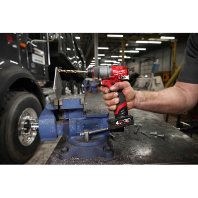 Дриль-шуруповерт акумуляторний Milwaukee M12 FDD2-402X 4933479874