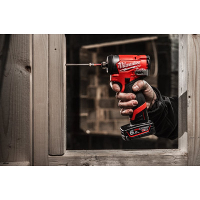 Винтовёрт аккумуляторный Milwaukee M12 FID2-0 4933479876 без АКБ