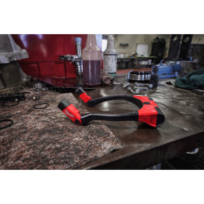 Фонарь диодный аккумуляторный Milwaukee L4 NL400-301 4933479898