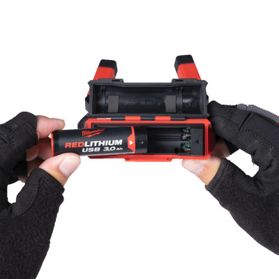 Фонарь диодный аккумуляторный Milwaukee L4 NL400-301 4933479898