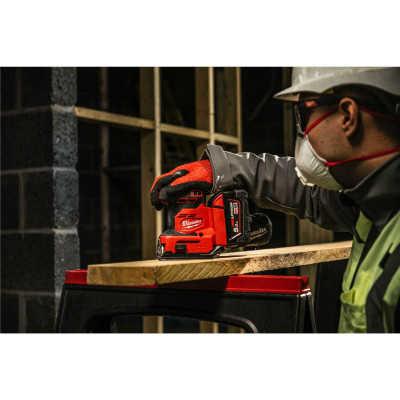Вібраційна шліфмашина акумуляторна Milwaukee M18 BQSS-502B 4933479967