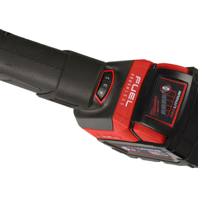 Прямая шлифмашина аккумуляторная (гравер) Milwaukee M18 FDGROVB-502X 4933480956