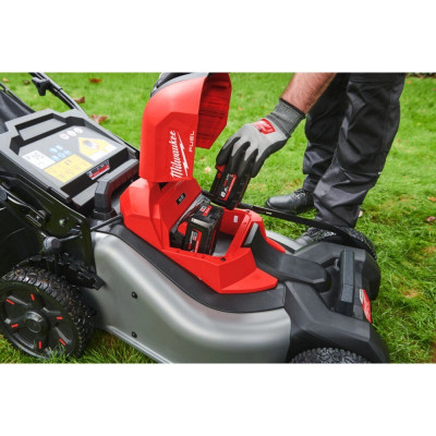 Газонокосарка акумуляторна Milwaukee M18 F2LM46-0 4933492010 без АКБ