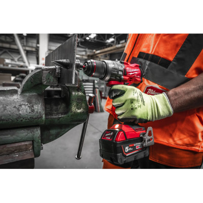 Дриль-шуруповерт ударний акумуляторний Milwaukee M18 FPD3-402C 4933492473