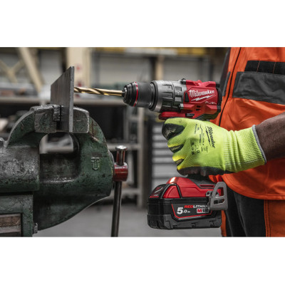 Дриль-шуруповерт ударний акумуляторний Milwaukee M18 FPD3-402C 4933492473