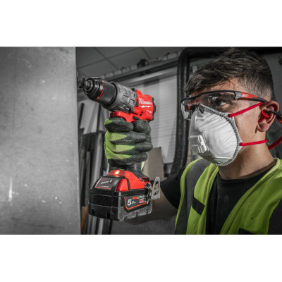 Дриль-шуруповерт ударний акумуляторний Milwaukee M18 FPD3-402C 4933492473