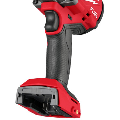 Гайковерт високомоментний акумуляторний Milwaukee M18 FHIW2F12-0X 4933492782 без АКБ